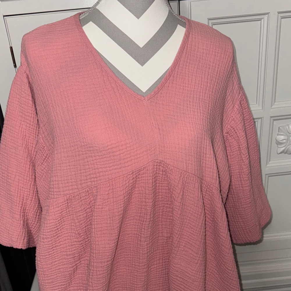 Cato Pink V-Neck Women's Gauzy Top Size Large - Picture 2 of 10